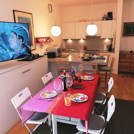 Enzian 2 - O Sole Mio アパート